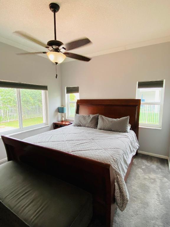 SECTOR 2-PARCELS 1 2 3 4 5 6 7 &8 - Residential Lease