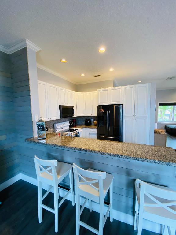 SECTOR 2-PARCELS 1 2 3 4 5 6 7 &8 - Residential Lease