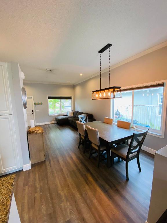 SECTOR 2-PARCELS 1 2 3 4 5 6 7 &8 - Residential Lease