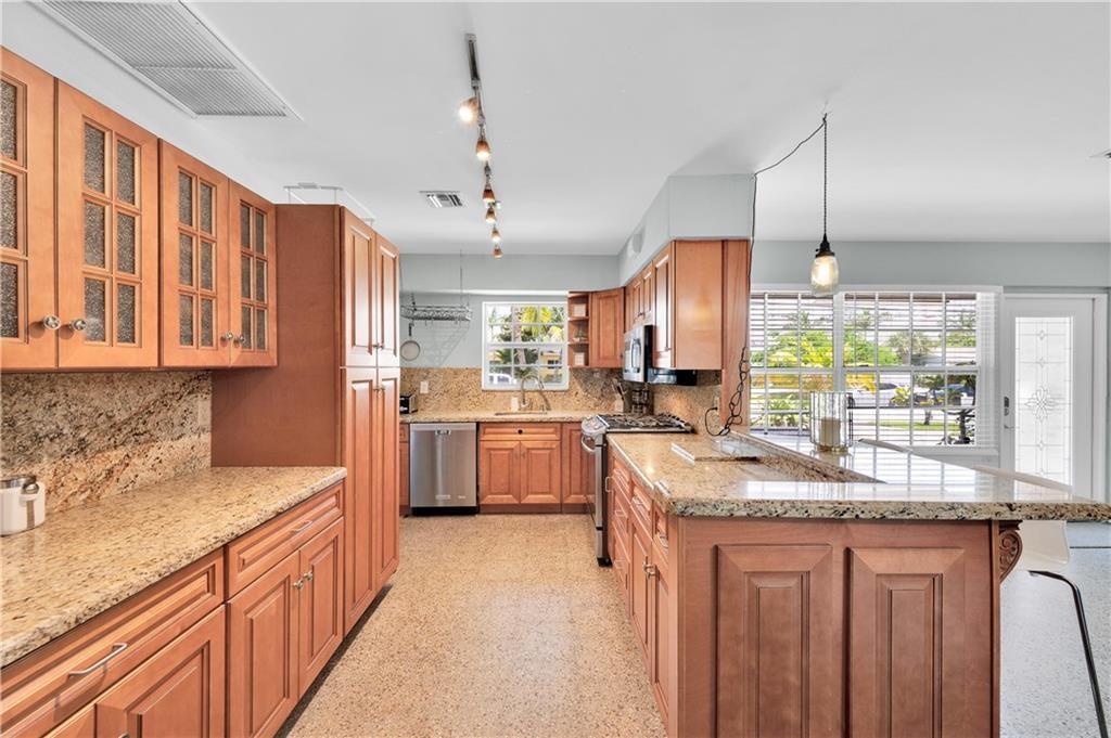 Flamingo Park - Residential Lease