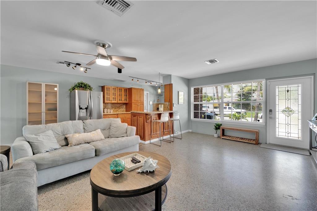 Flamingo Park - Residential Lease