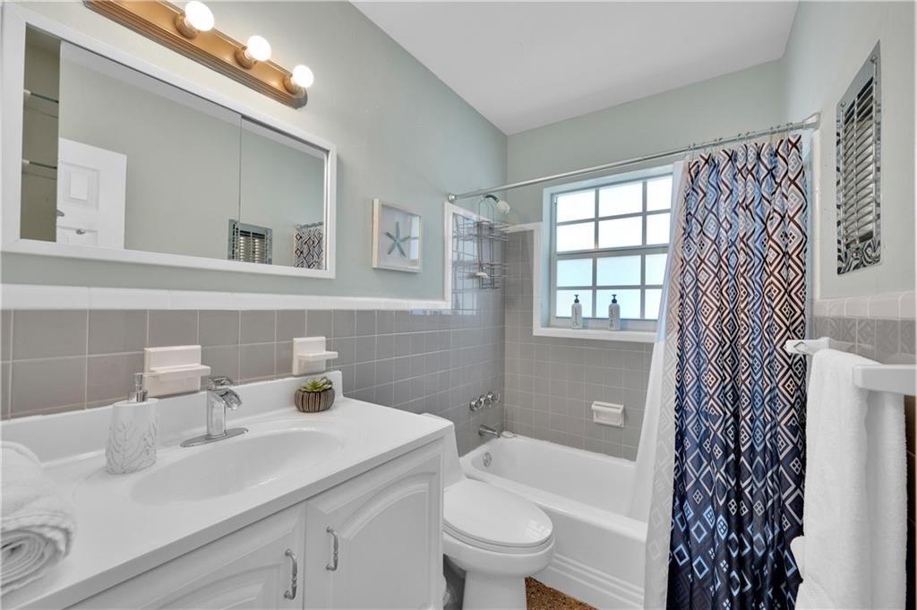 Flamingo Park - Residential Lease