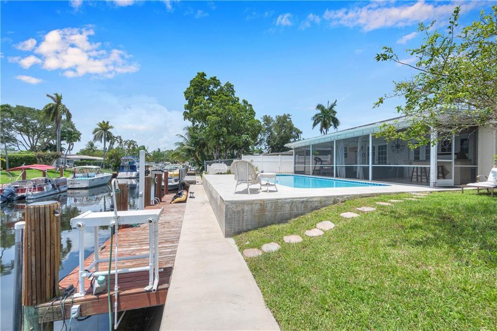 Flamingo Park - Residential Lease