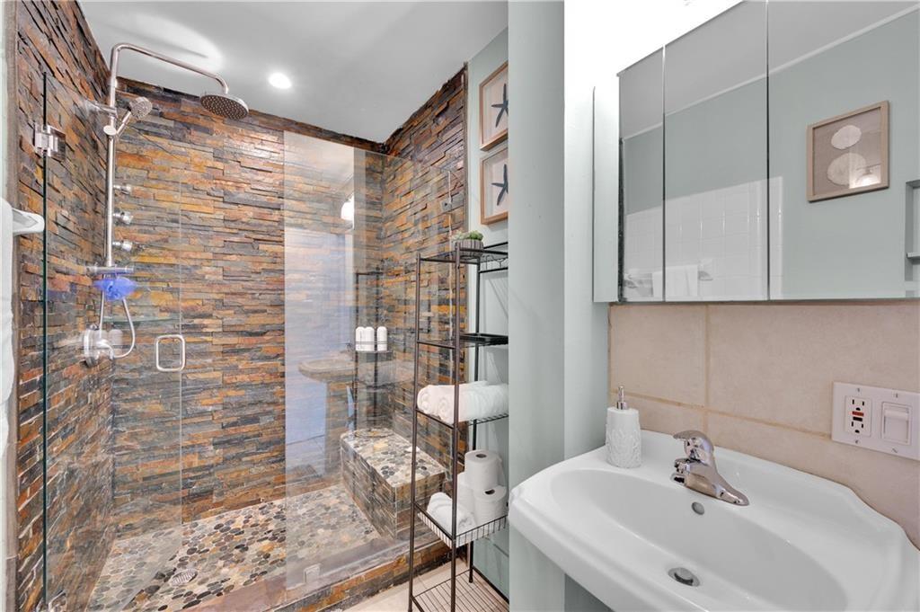 Flamingo Park - Residential Lease