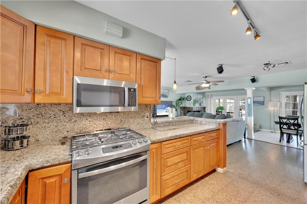 Flamingo Park - Residential Lease