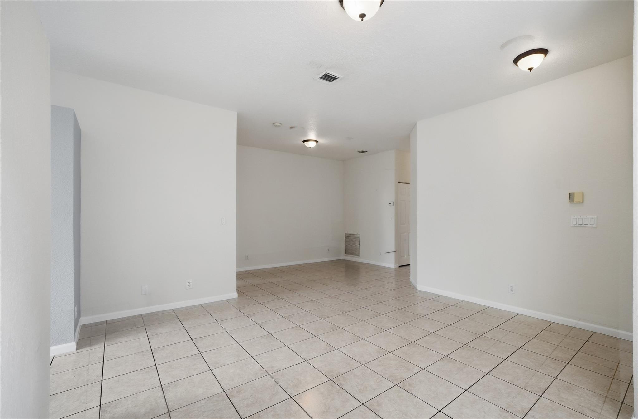 Wyndham Lakes East 159-50 - Residential