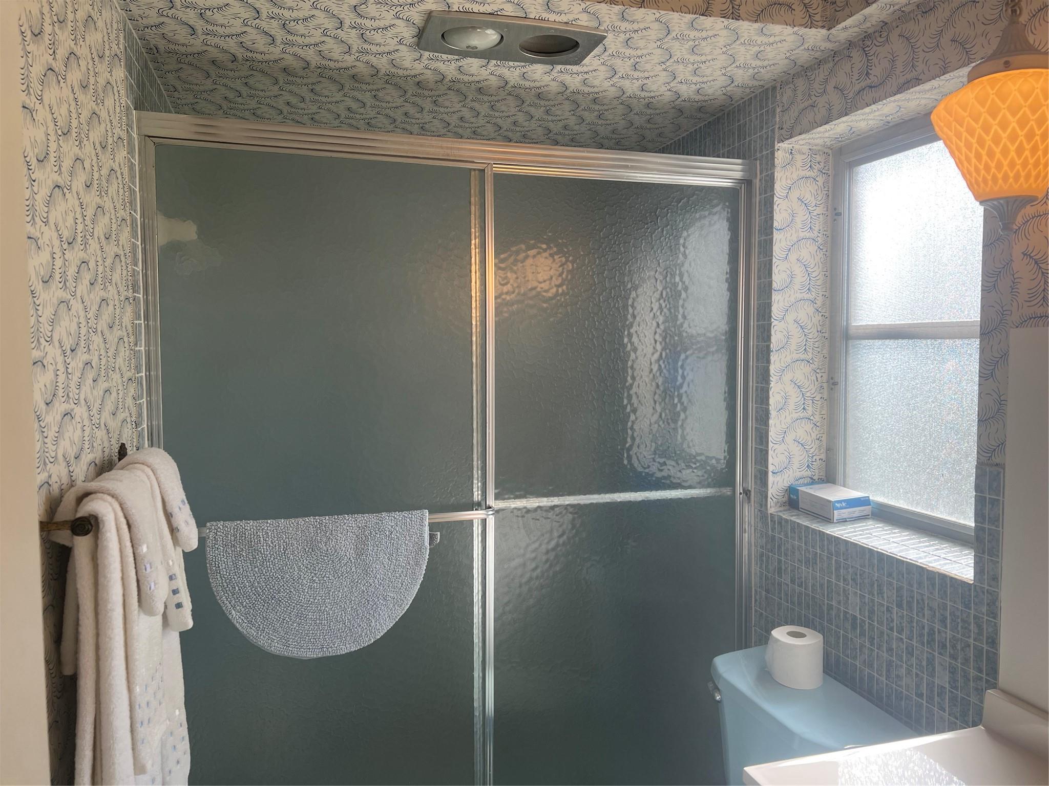 FAIRWAYS ROYAL CONDO - Residential
