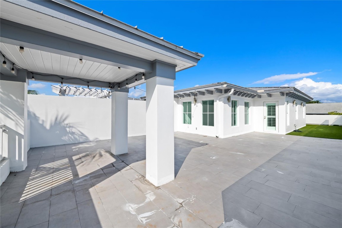 Island Enclave - Residential Lease