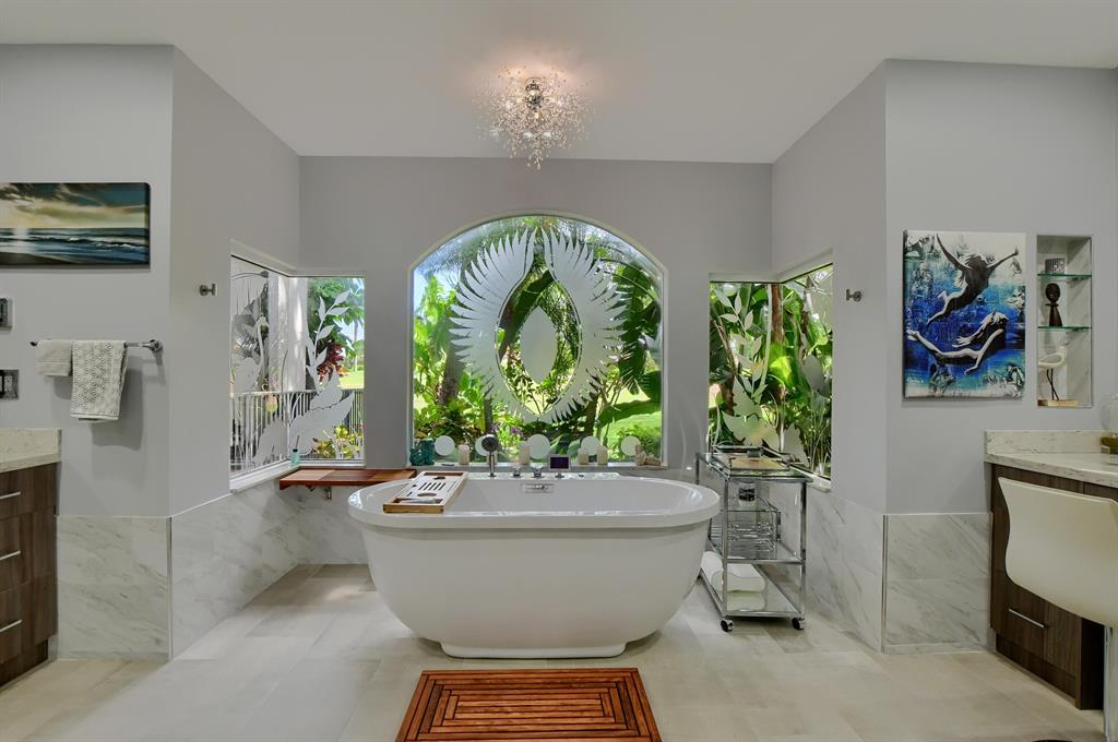 VINTAGE PLACE - Residential