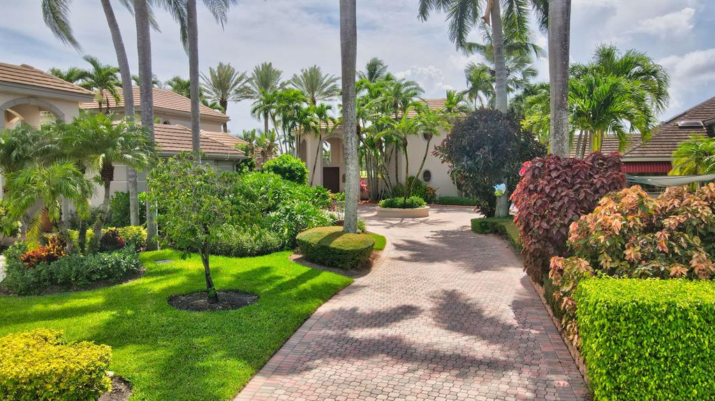 VINTAGE PLACE - Residential