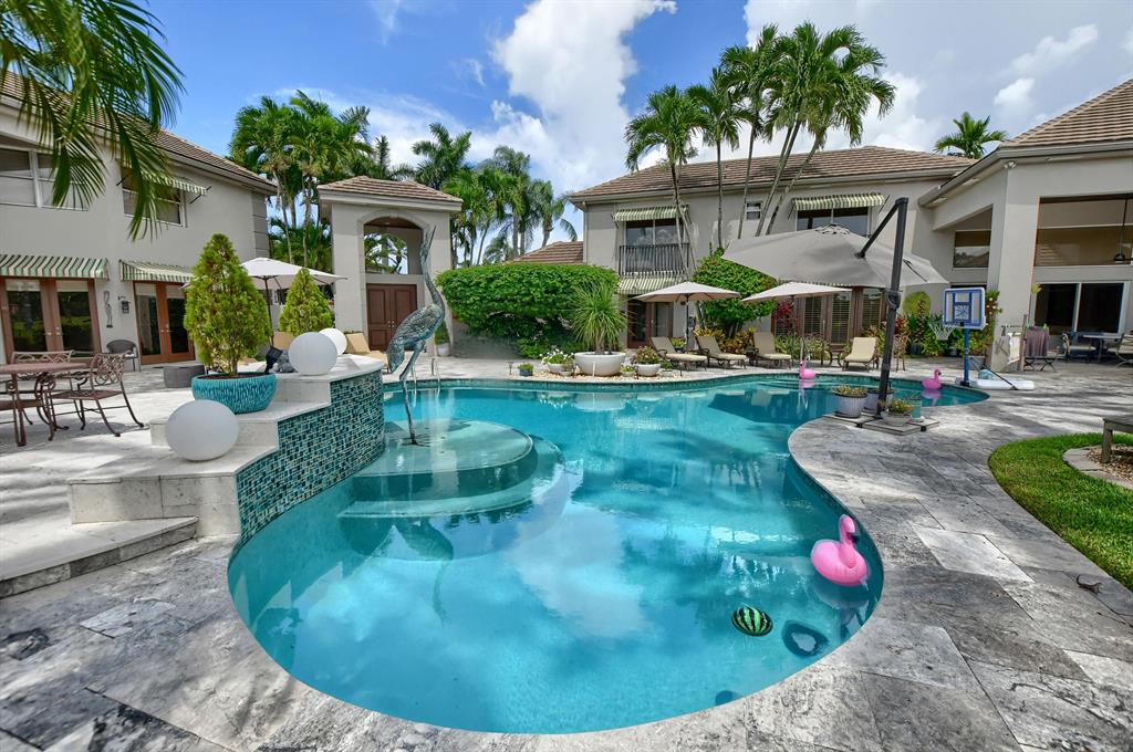 VINTAGE PLACE - Residential