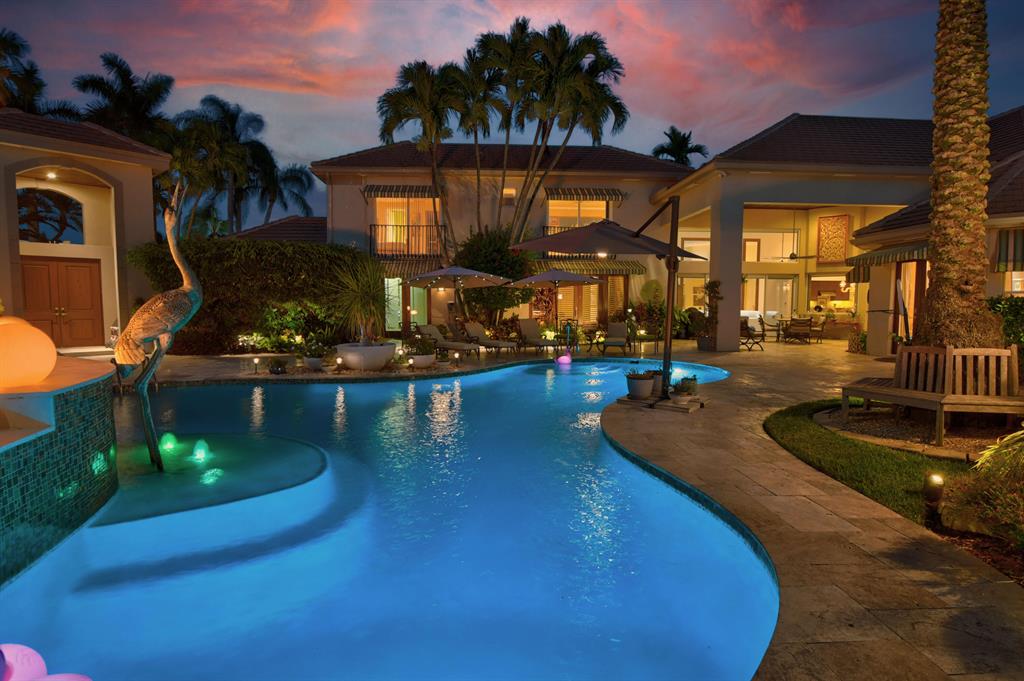 VINTAGE PLACE - Residential