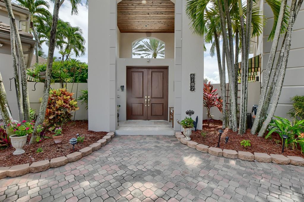 VINTAGE PLACE - Residential