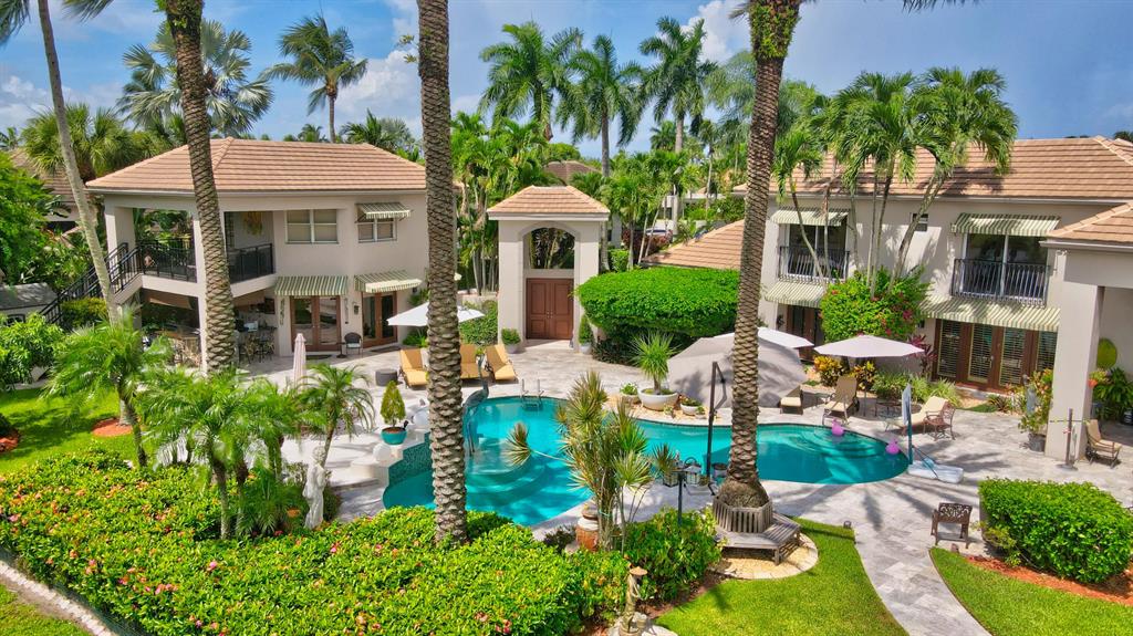 VINTAGE PLACE - Residential