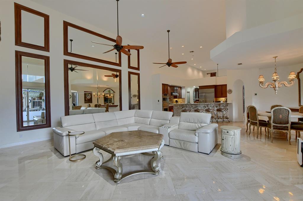 VINTAGE PLACE - Residential