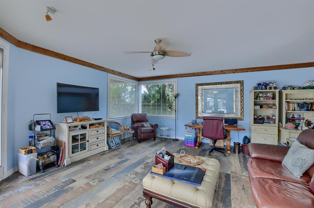 VINTAGE PLACE - Residential