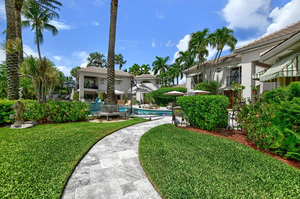 VINTAGE PLACE - Residential