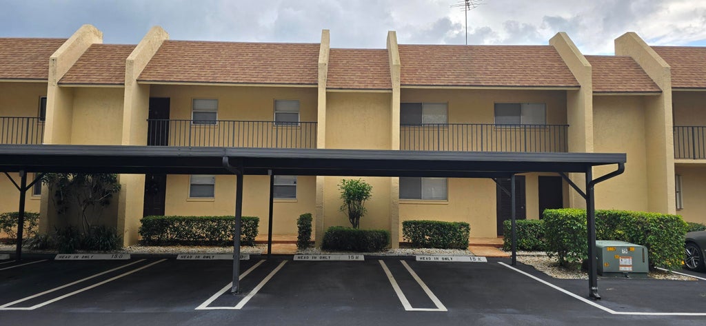 Photo of 2895 SW 22nd Avenue #103, Delray Beach, FL 33445 (MLS # R10982300)