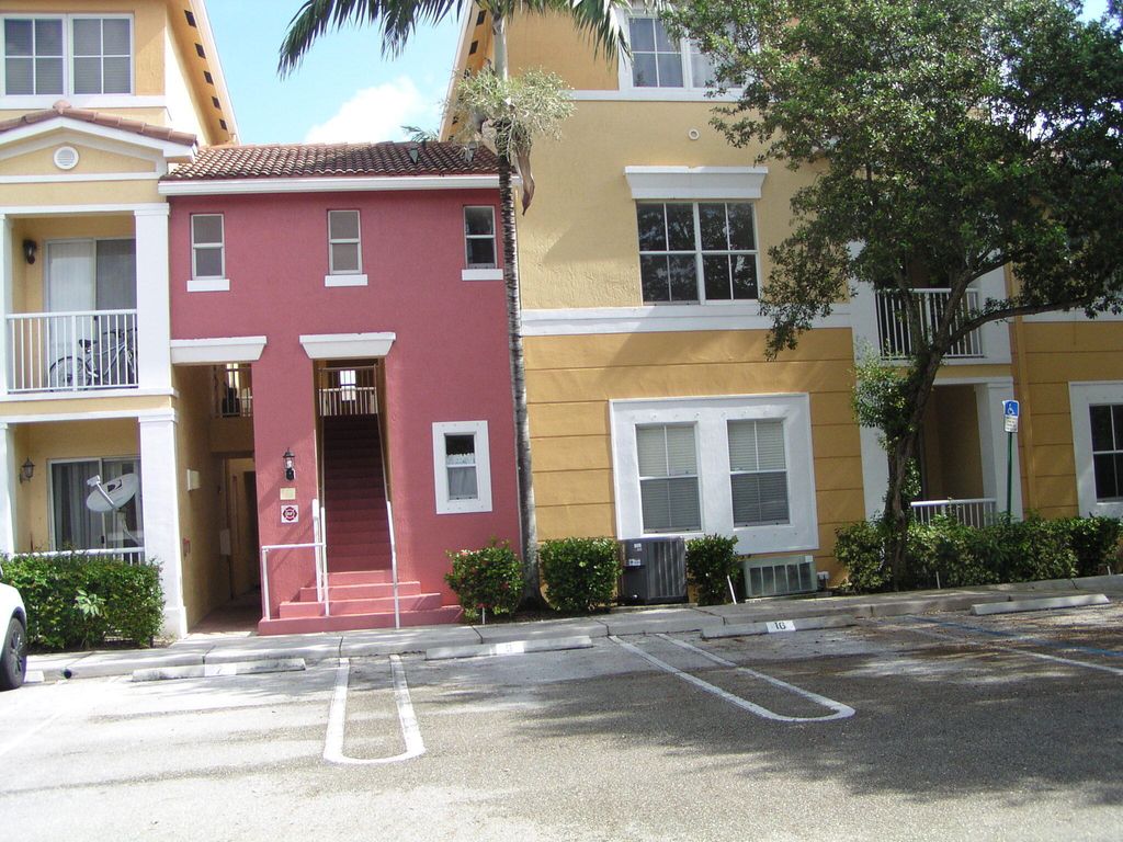Photo of 1016 Shoma Drive, Royal Palm Beach, FL 33414 (MLS # B26025002)