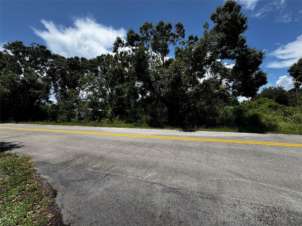 Photo of 4465 24th Ave, Vero Beach, FL 32967 (MLS # F10526897)