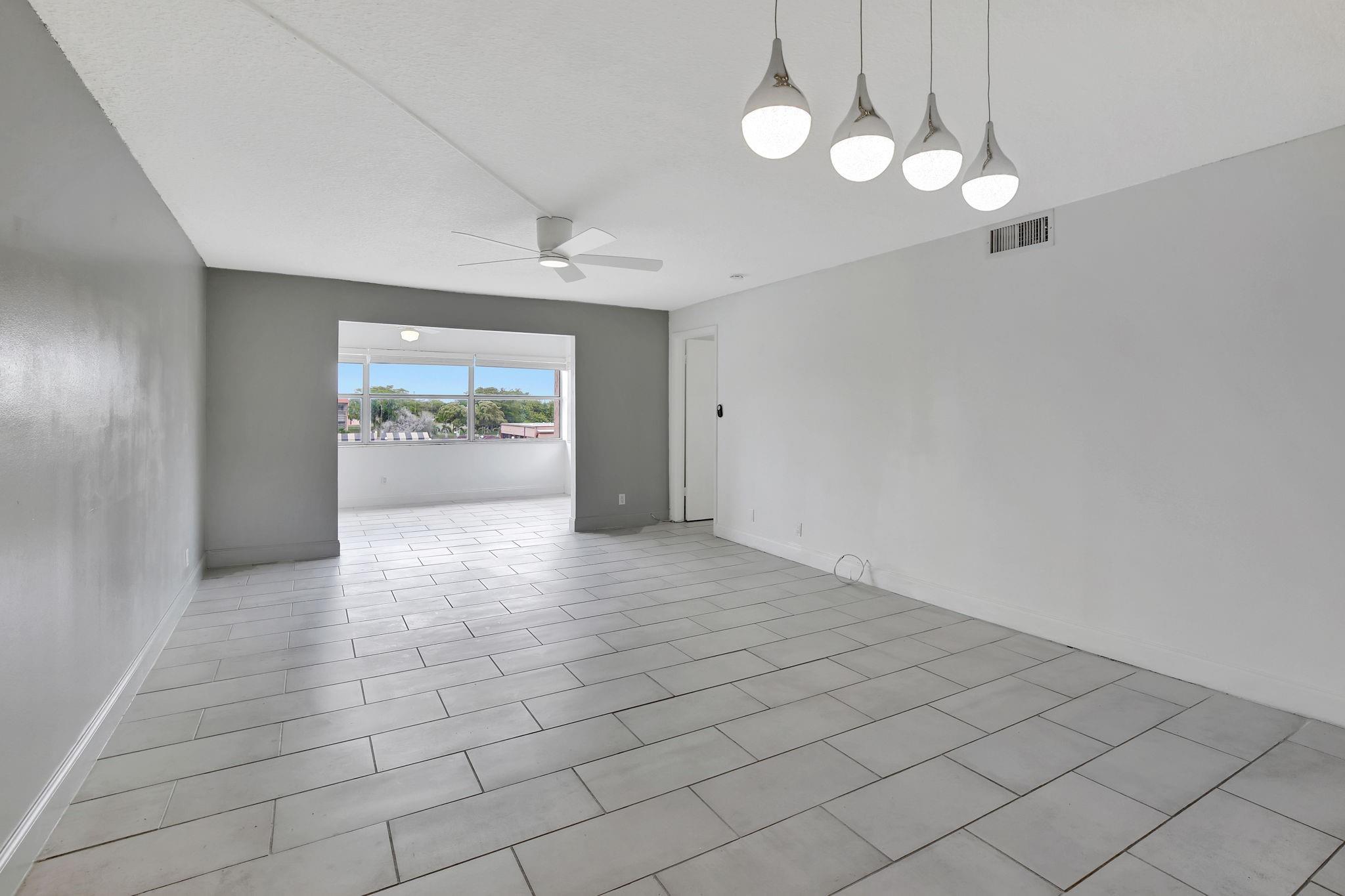 Sunrise Lakes Phase 3 - Residential