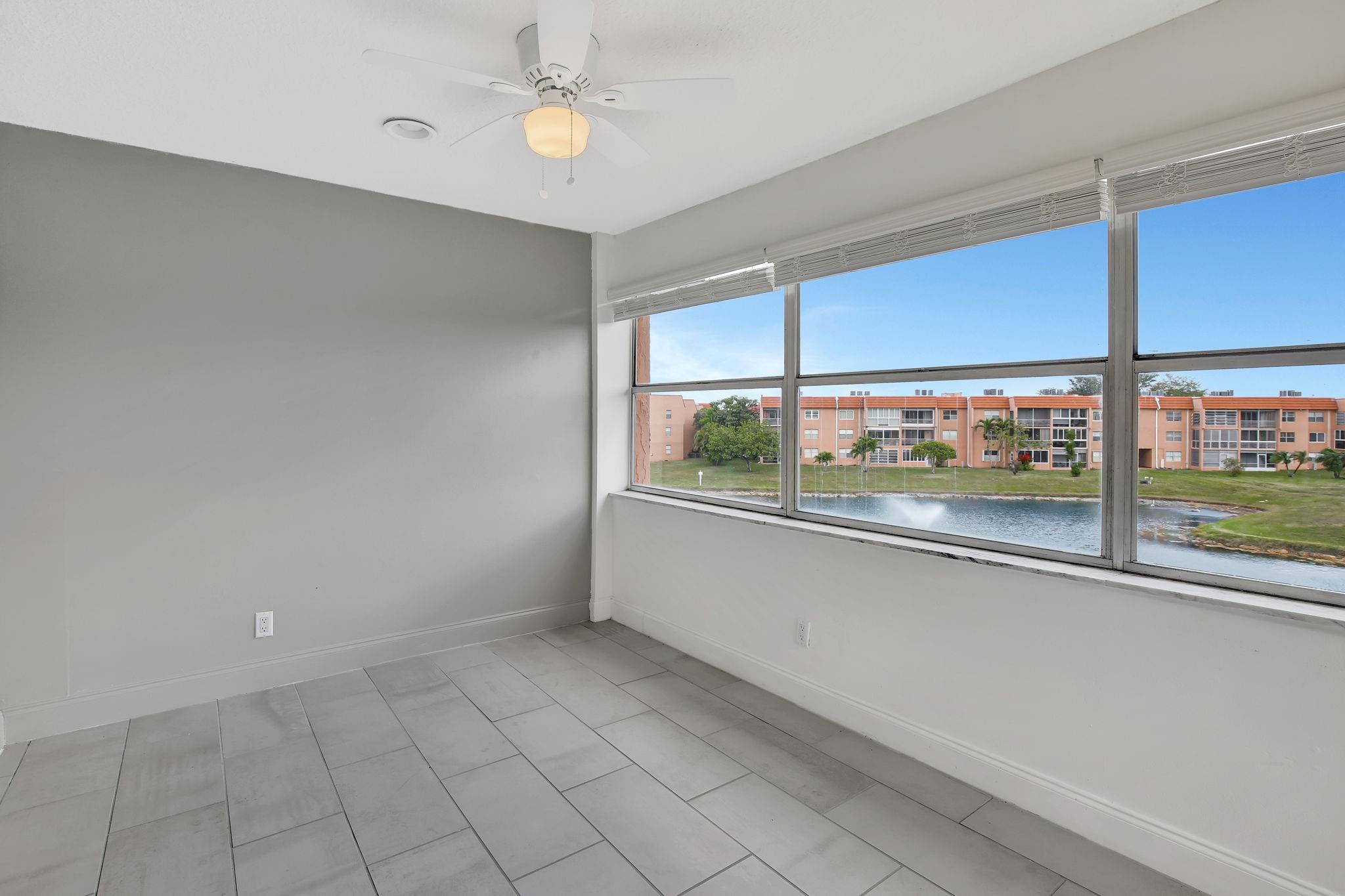 Sunrise Lakes Phase 3 - Residential