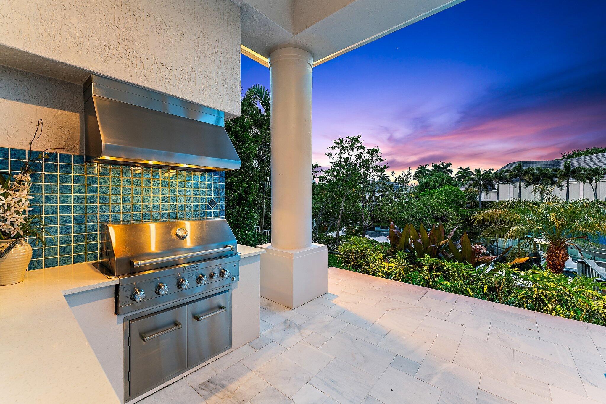 Frenchmans Creek Beach & - Residential