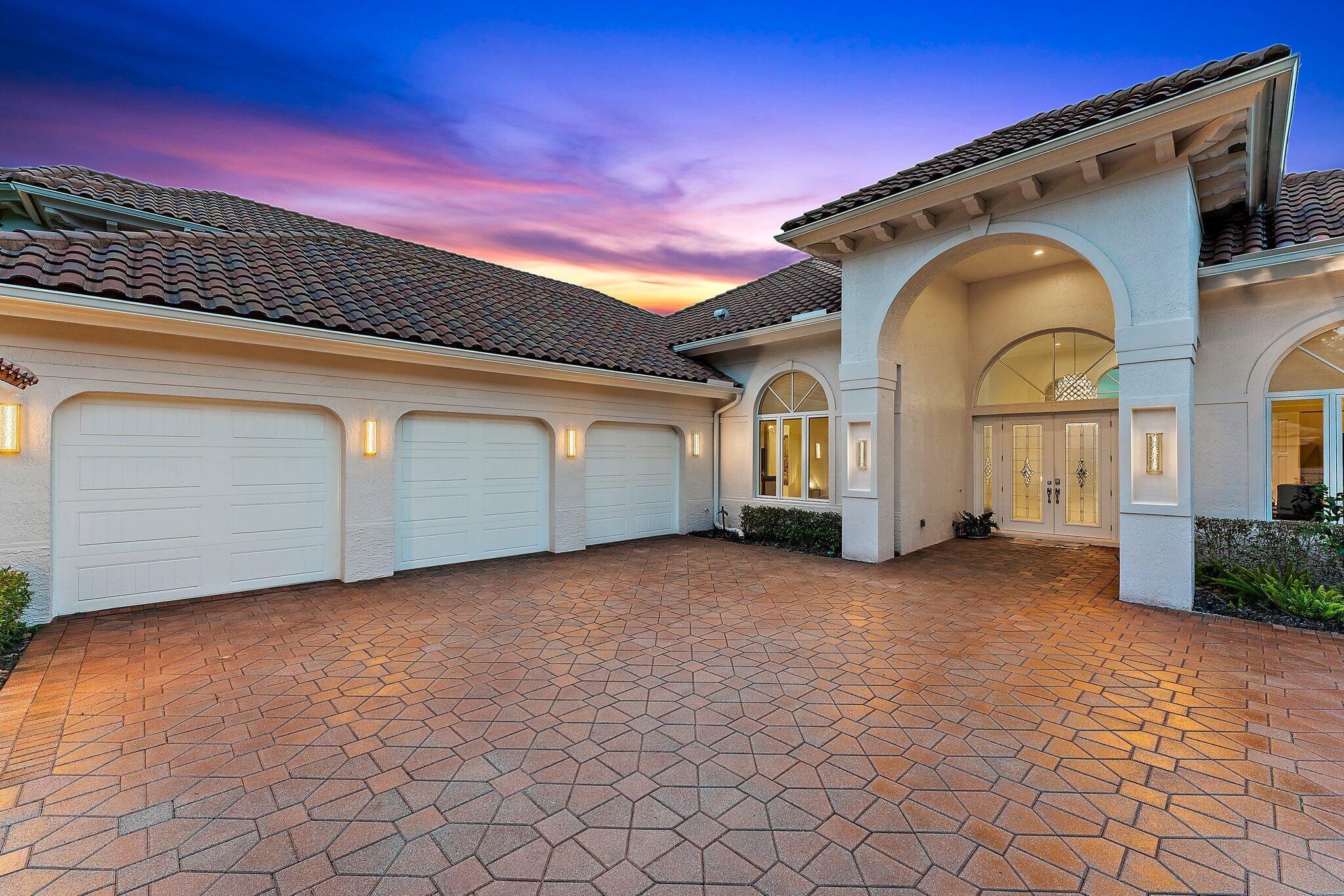 Frenchmans Creek Beach & - Residential