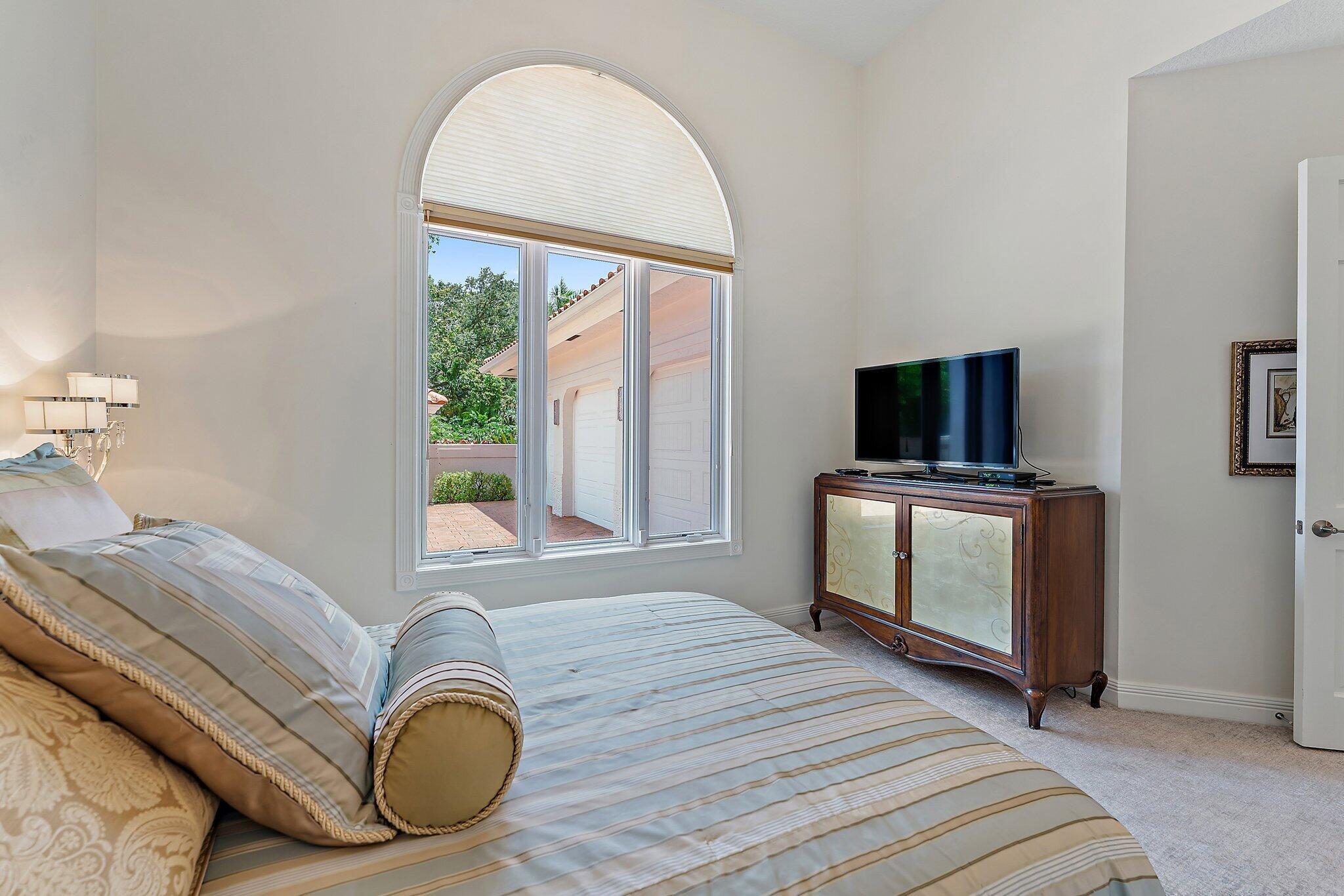 Frenchmans Creek Beach & - Residential