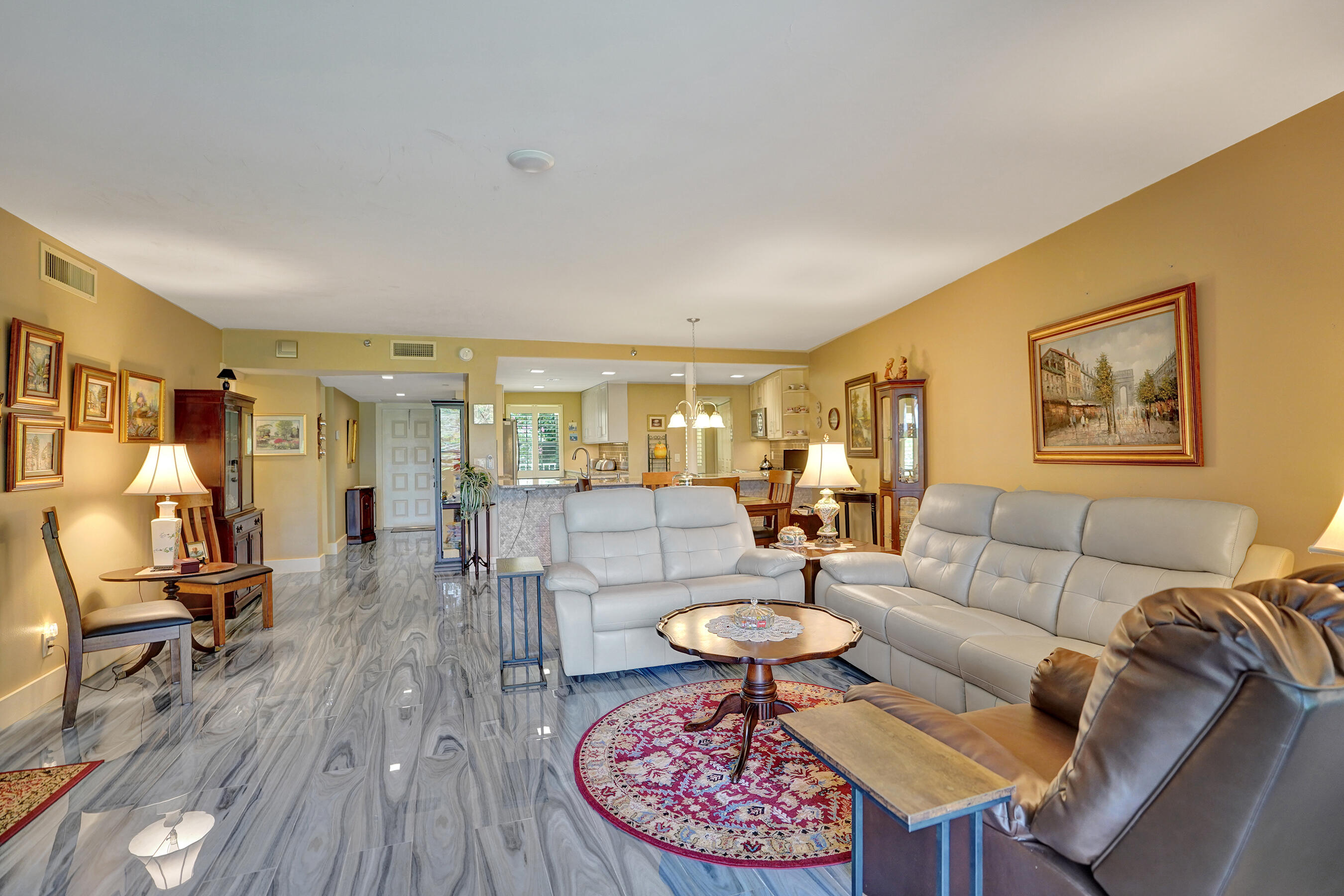 NO 117 PALM-AIRE COUNTRY CLUB - Residential