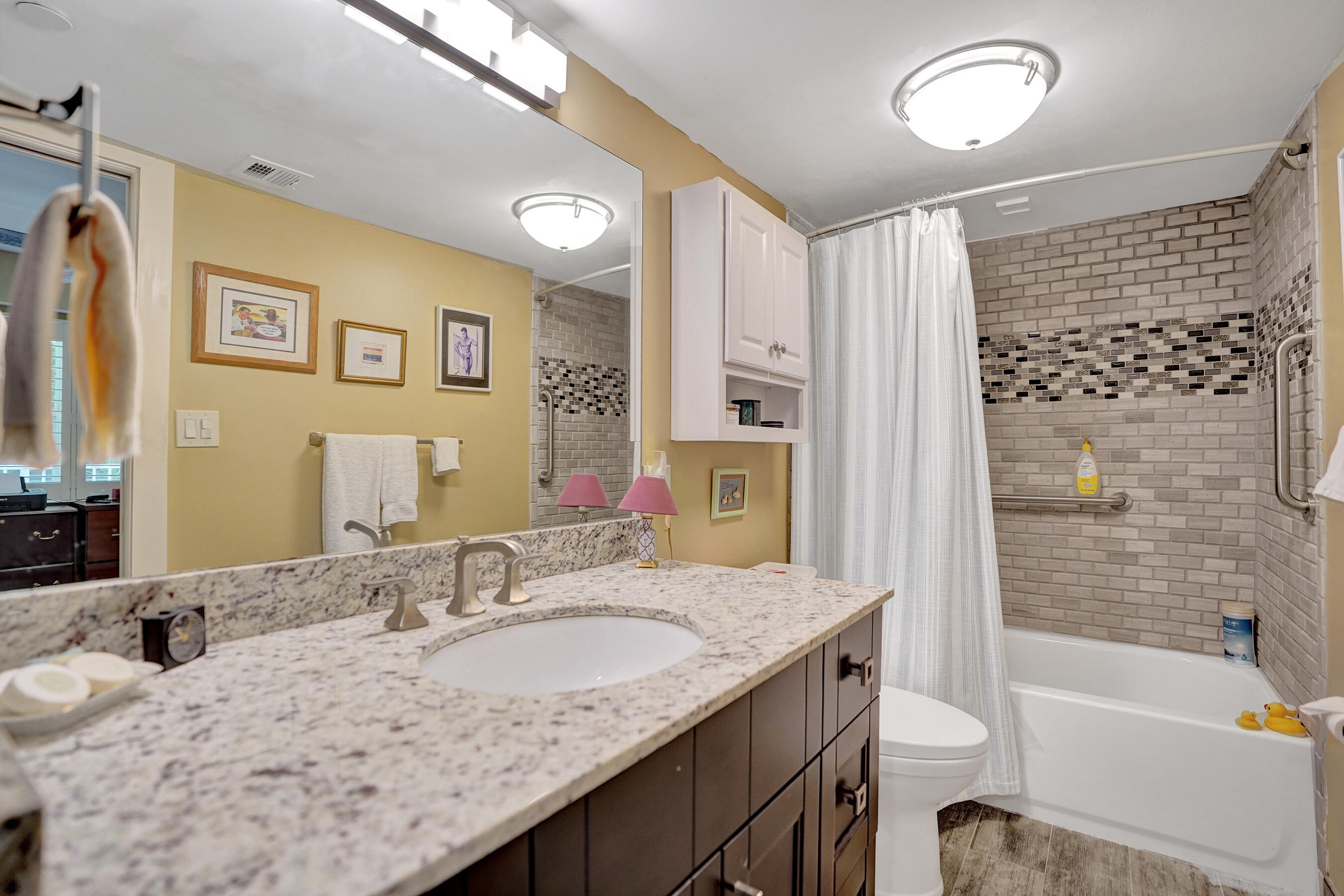 NO 117 PALM-AIRE COUNTRY CLUB - Residential