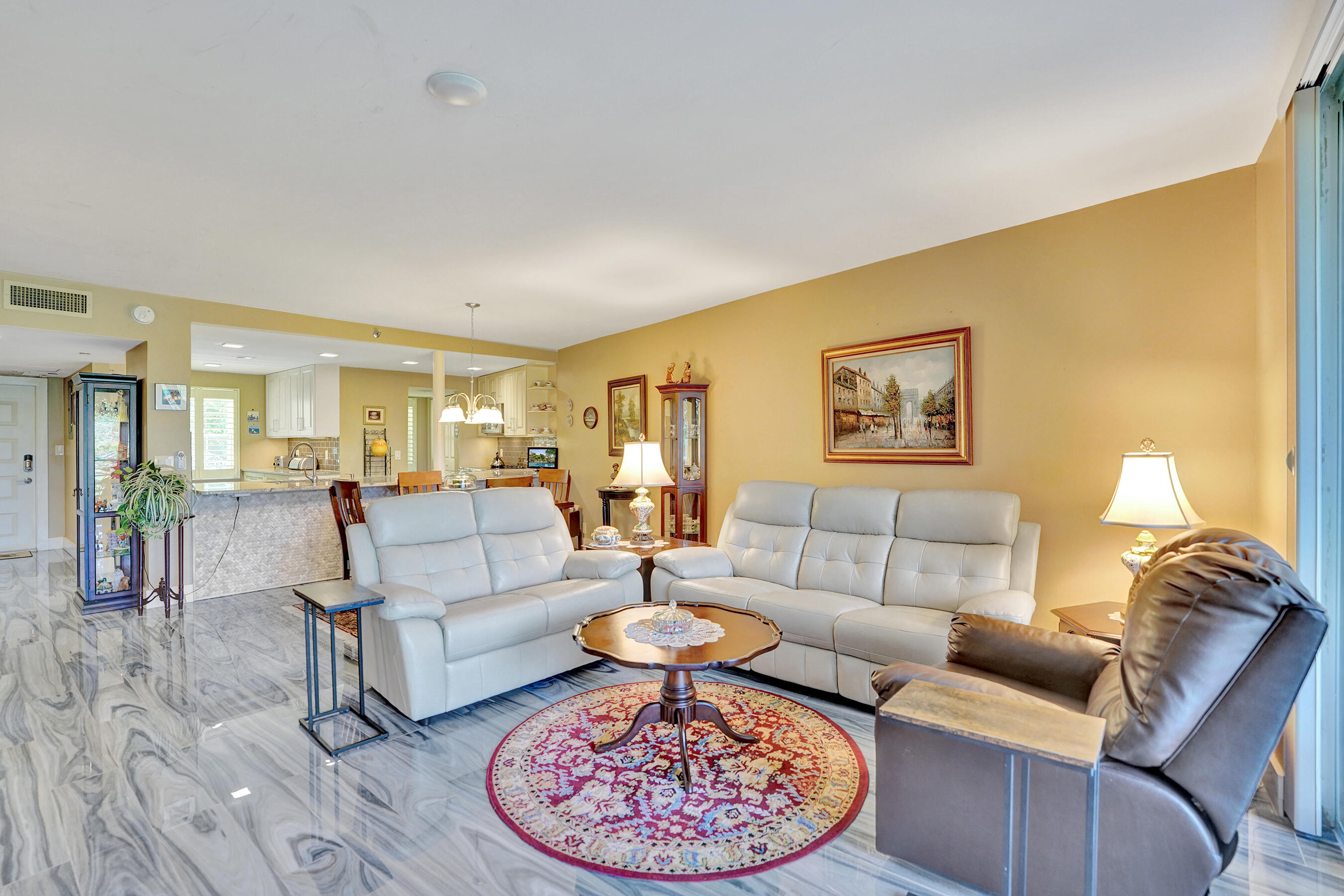 NO 117 PALM-AIRE COUNTRY CLUB - Residential