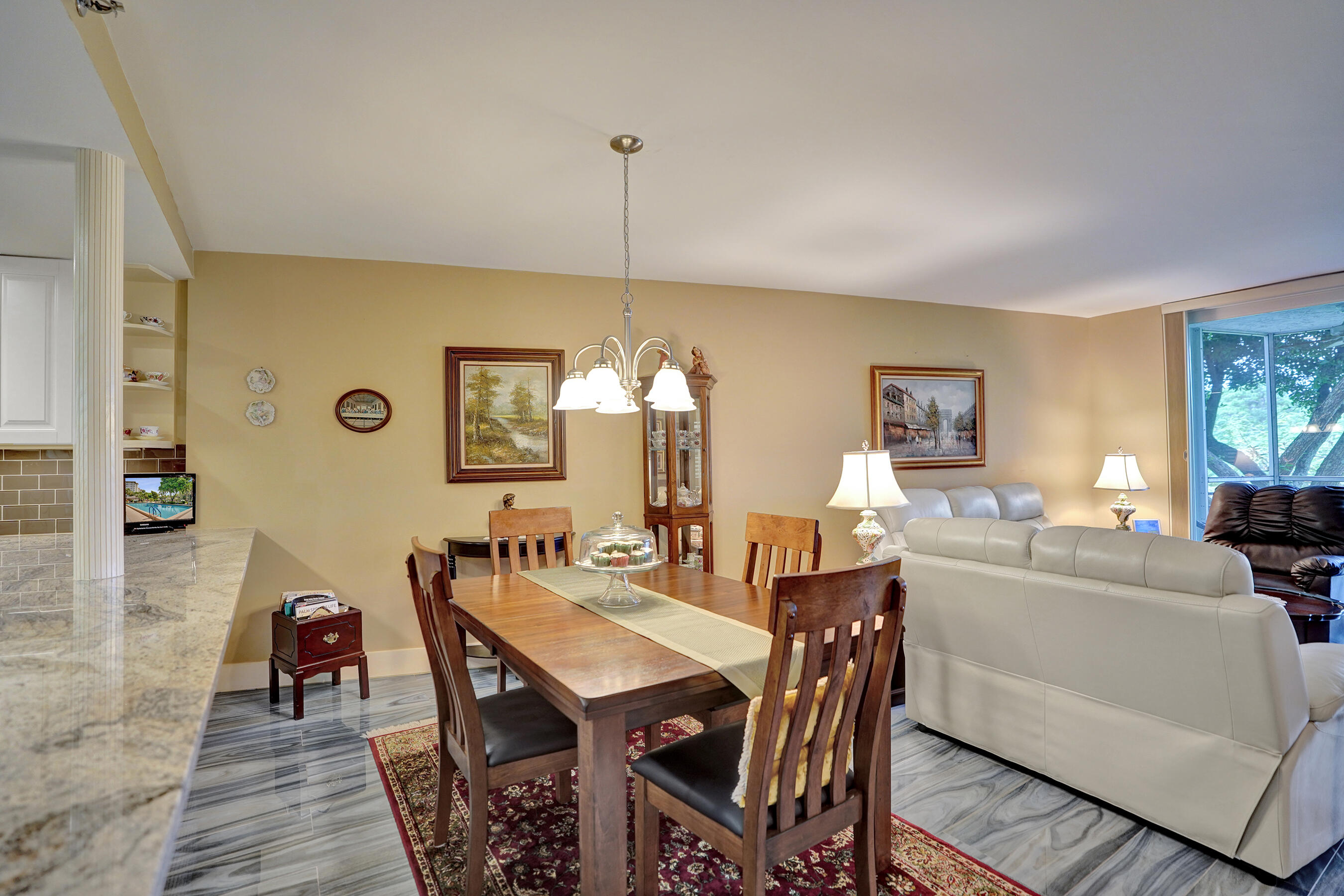 NO 117 PALM-AIRE COUNTRY CLUB - Residential