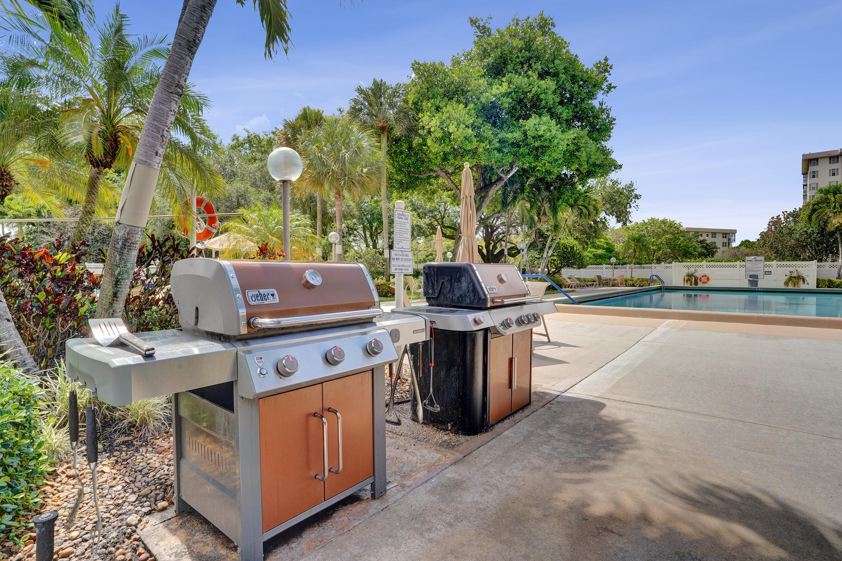 NO 117 PALM-AIRE COUNTRY CLUB - Residential