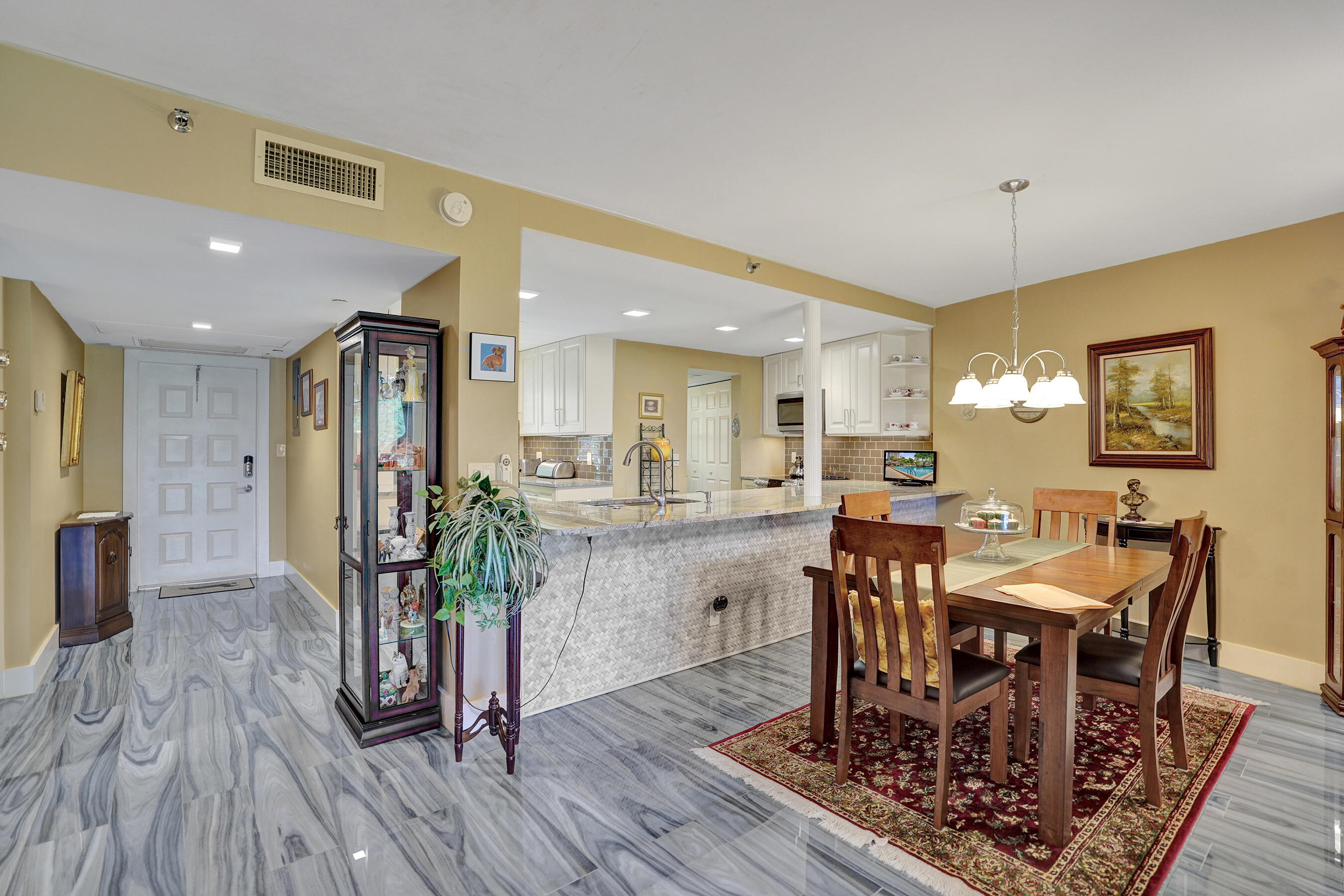 NO 117 PALM-AIRE COUNTRY CLUB - Residential