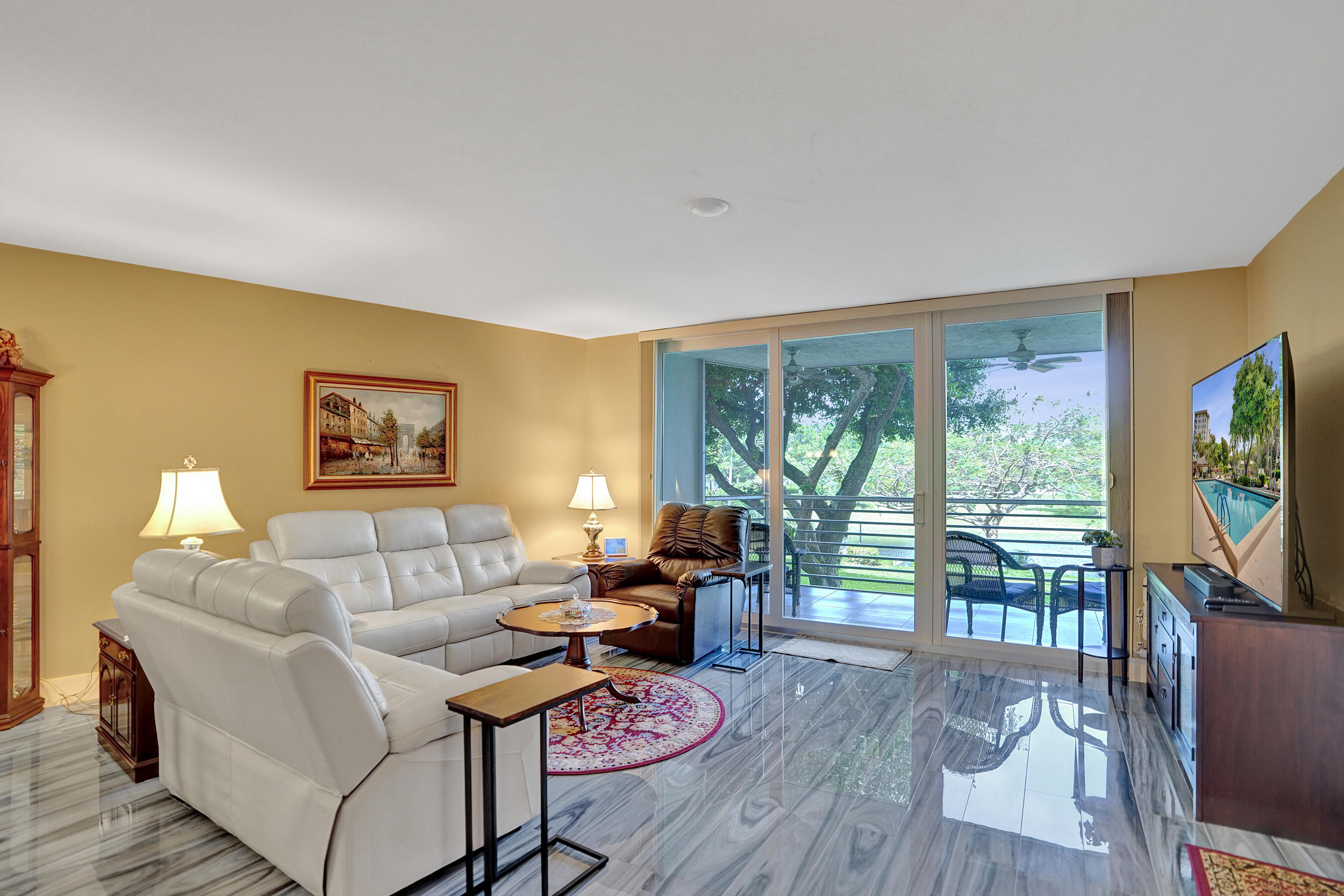 NO 117 PALM-AIRE COUNTRY CLUB - Residential