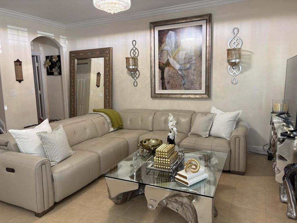 Photo of 344 Lake Monterey Circle, Boynton Beach, FL 33426 (MLS # R11126293)