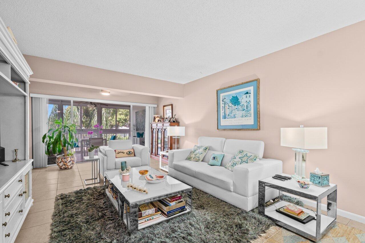 1131 Calamondin Terrace 203
