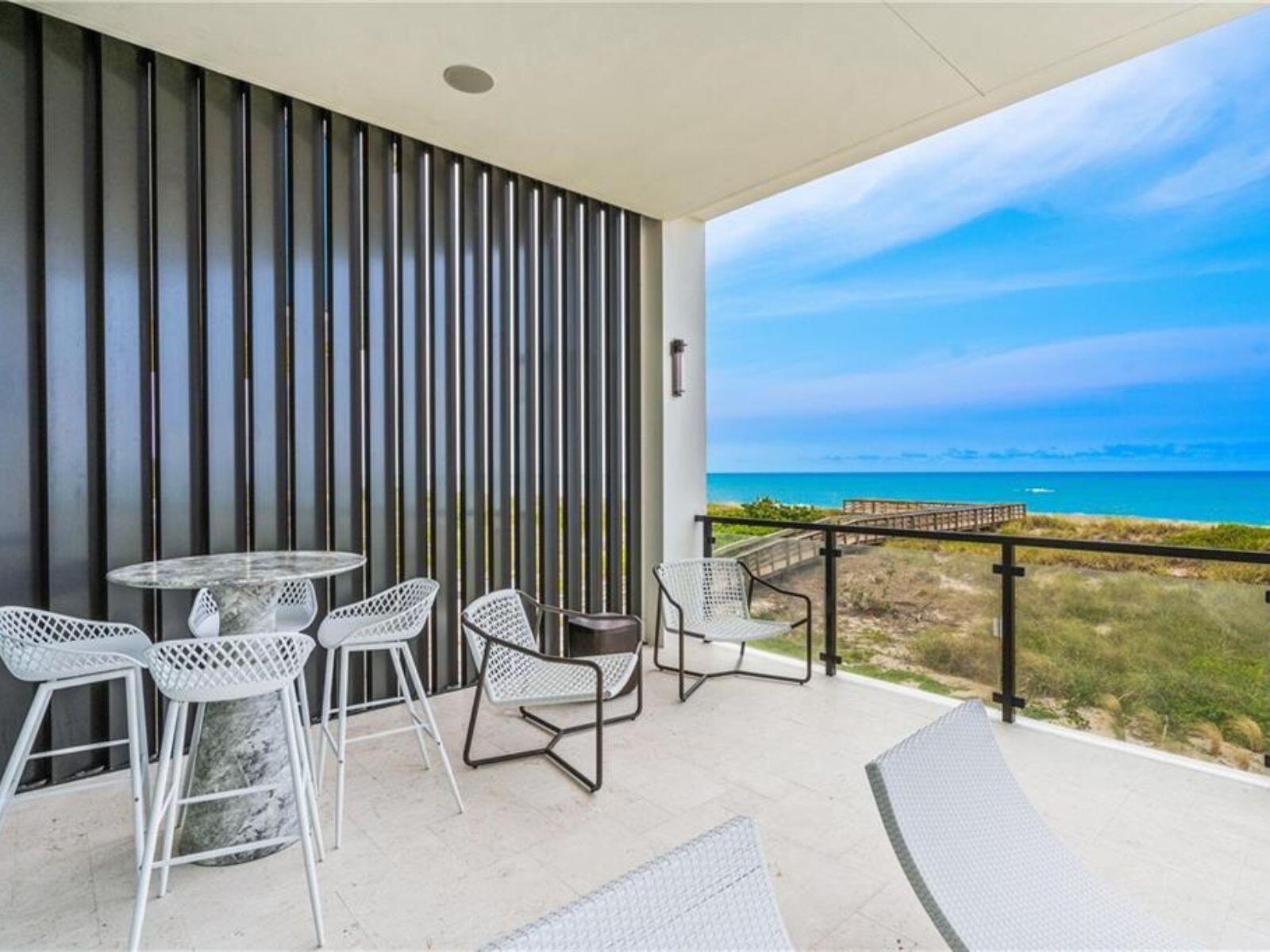 Diamond Shores - Residential