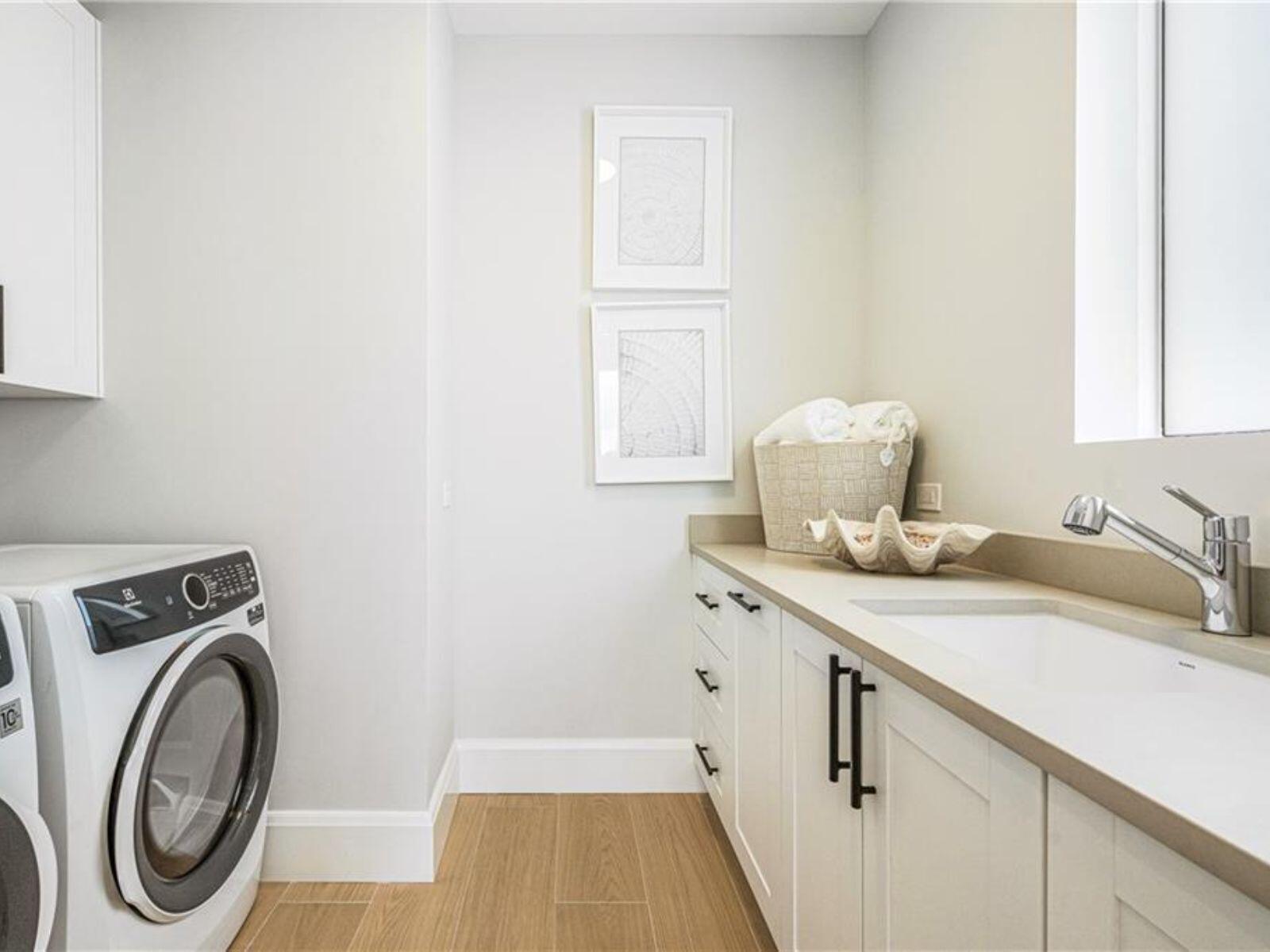 Diamond Shores - Residential