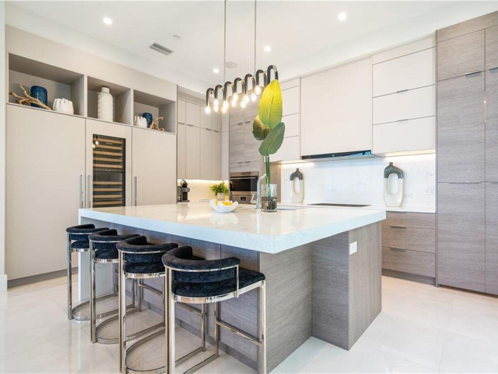 Diamond Shores - Residential