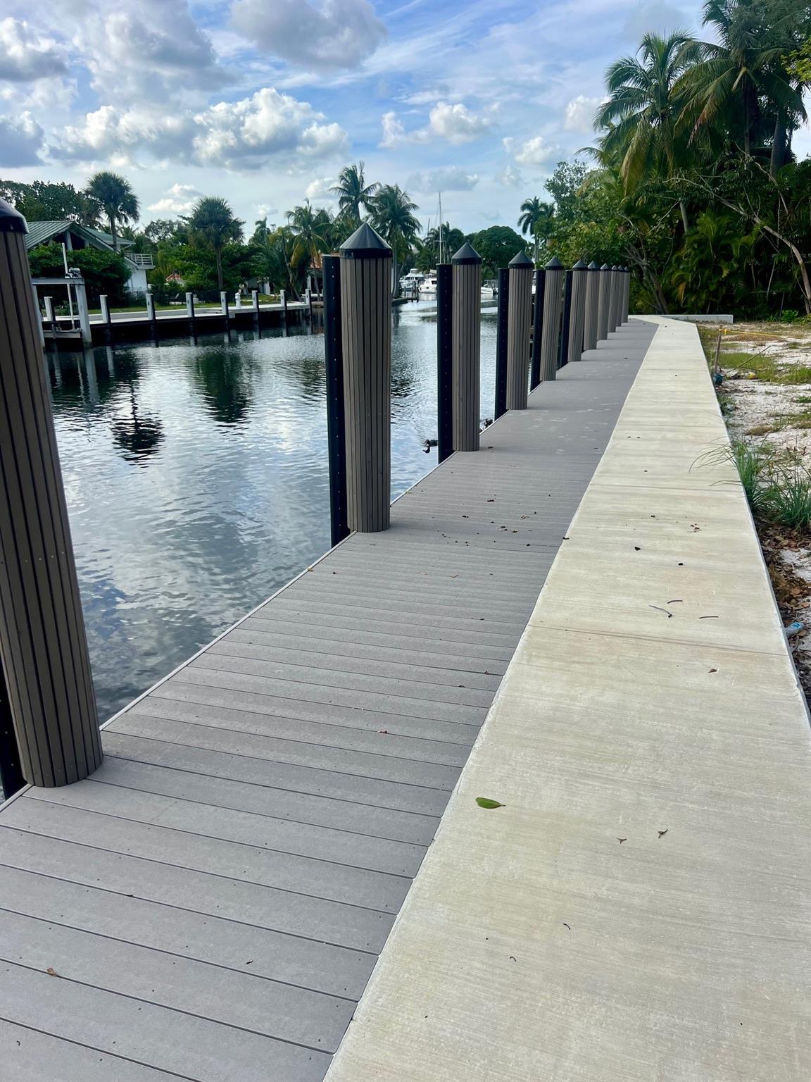 SAILBOAT BEND - Residential