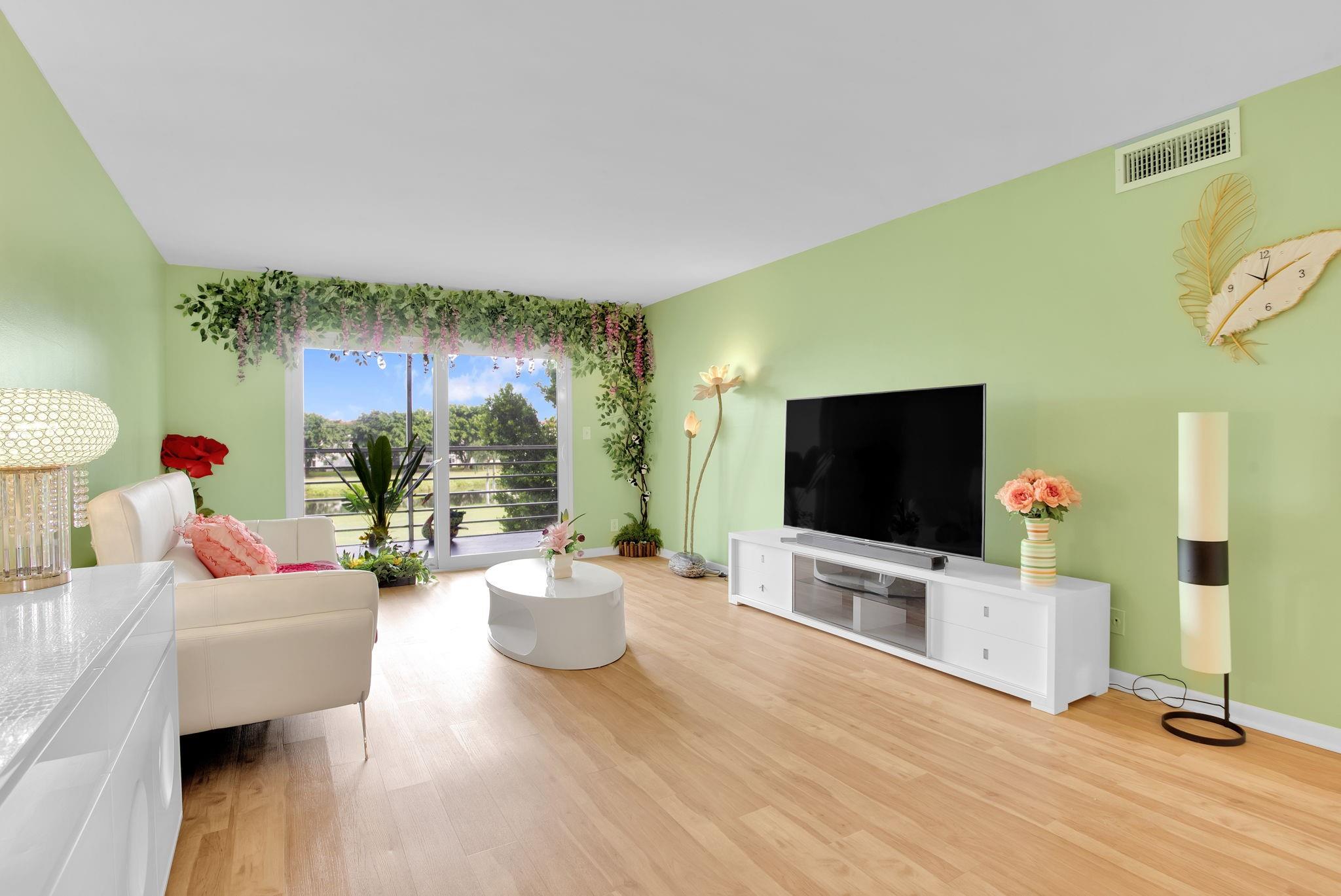 WYNMOOR - Residential