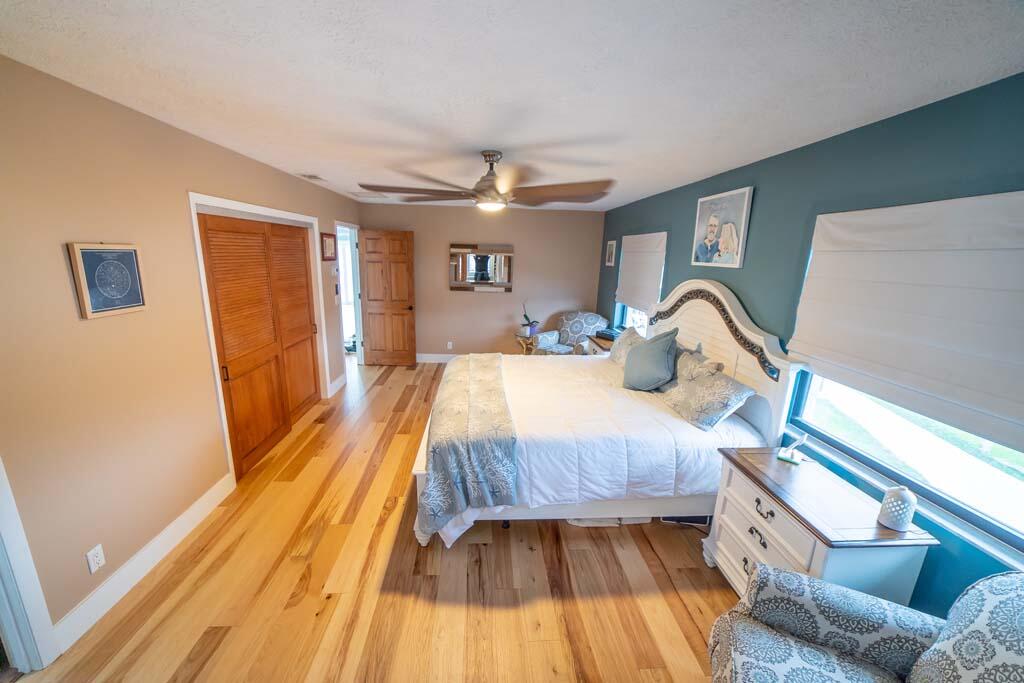 SEA GATE HARBOR - Residential