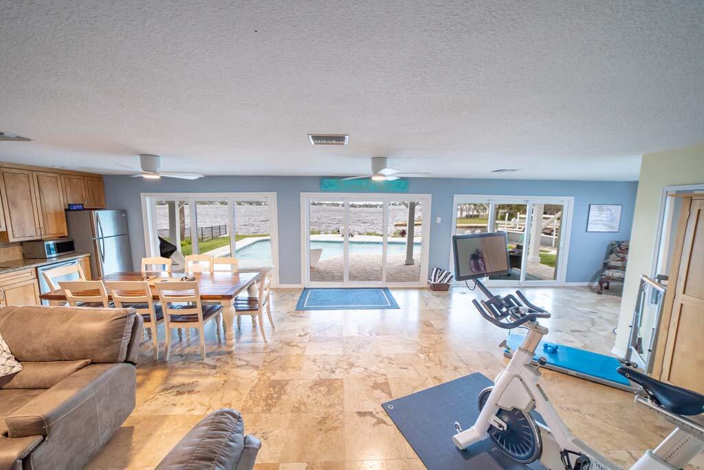 SEA GATE HARBOR - Residential