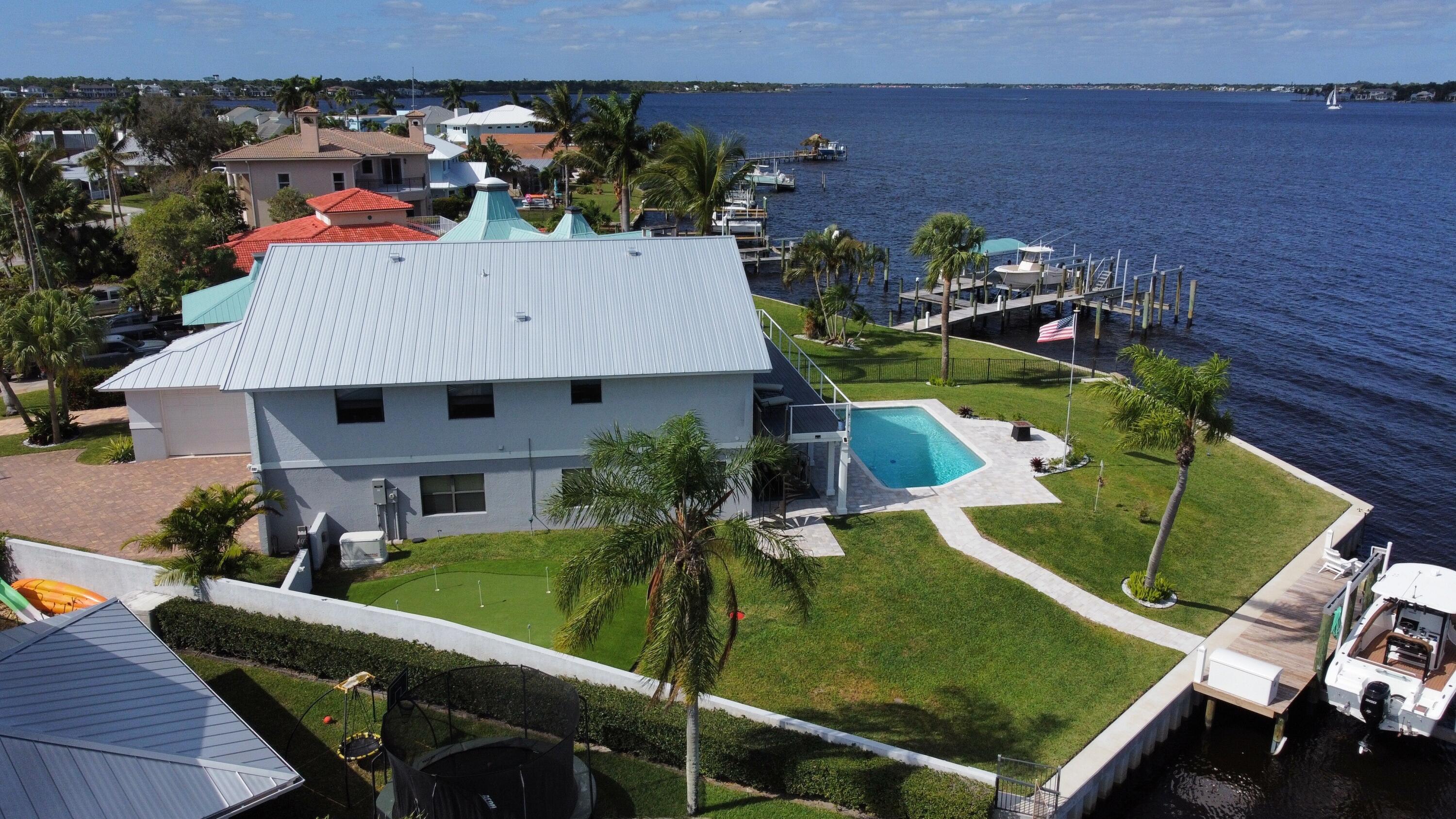 SEA GATE HARBOR - Residential