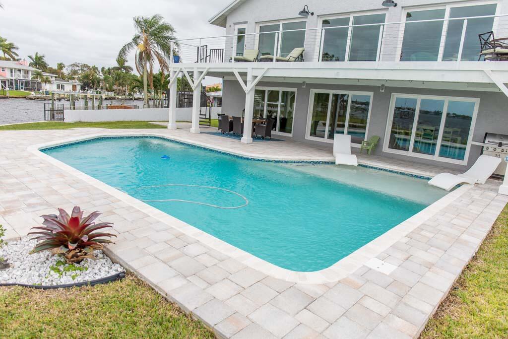 SEA GATE HARBOR - Residential