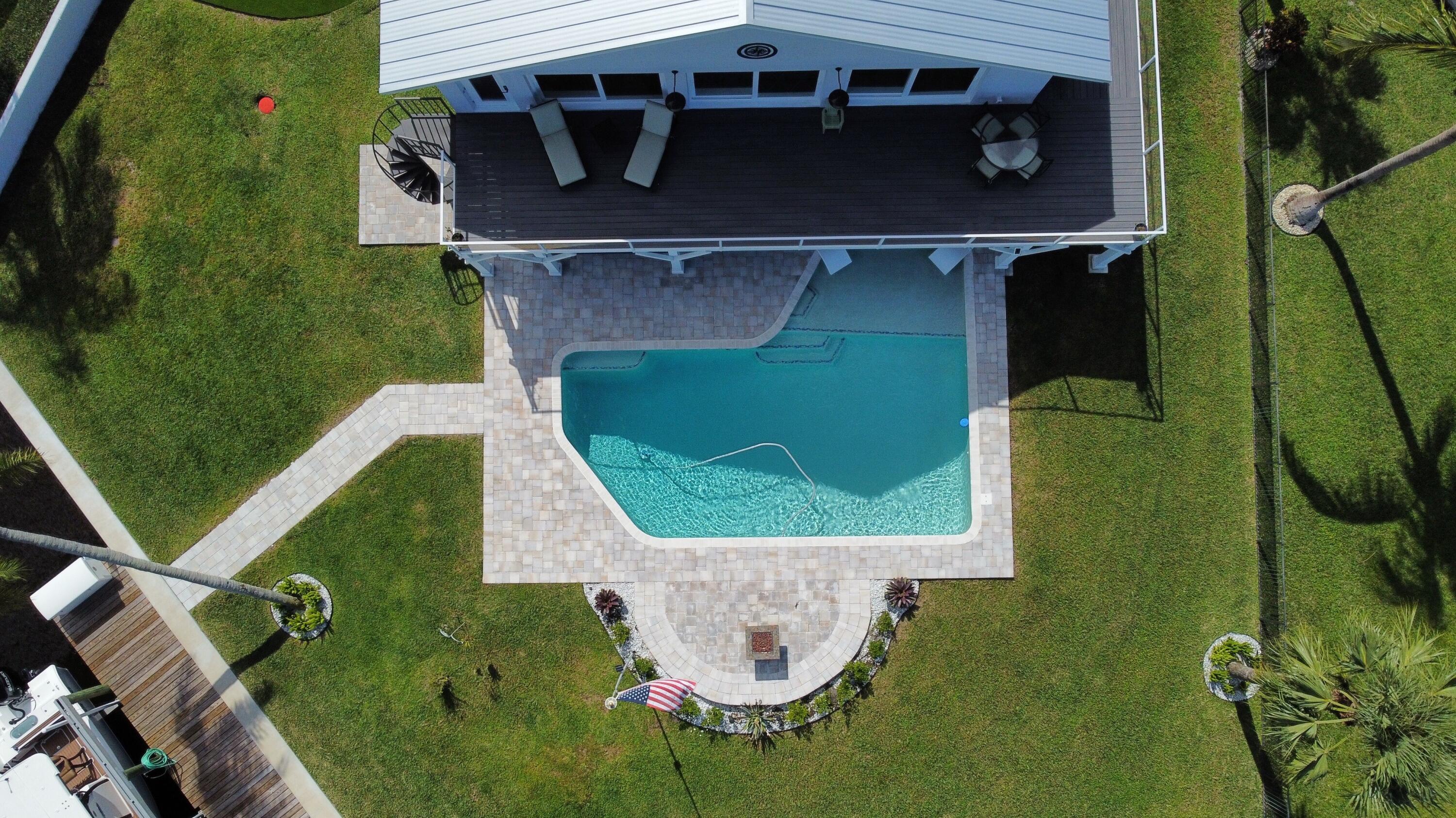 SEA GATE HARBOR - Residential