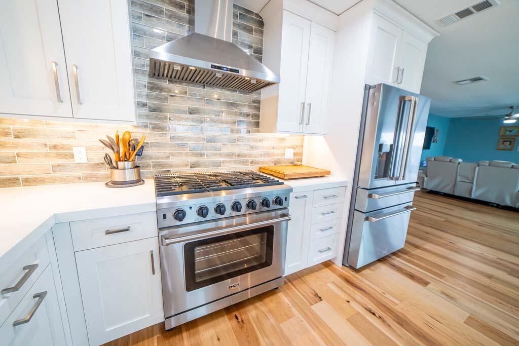 SEA GATE HARBOR - Residential