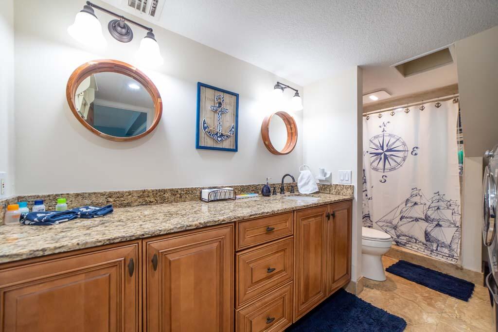 SEA GATE HARBOR - Residential